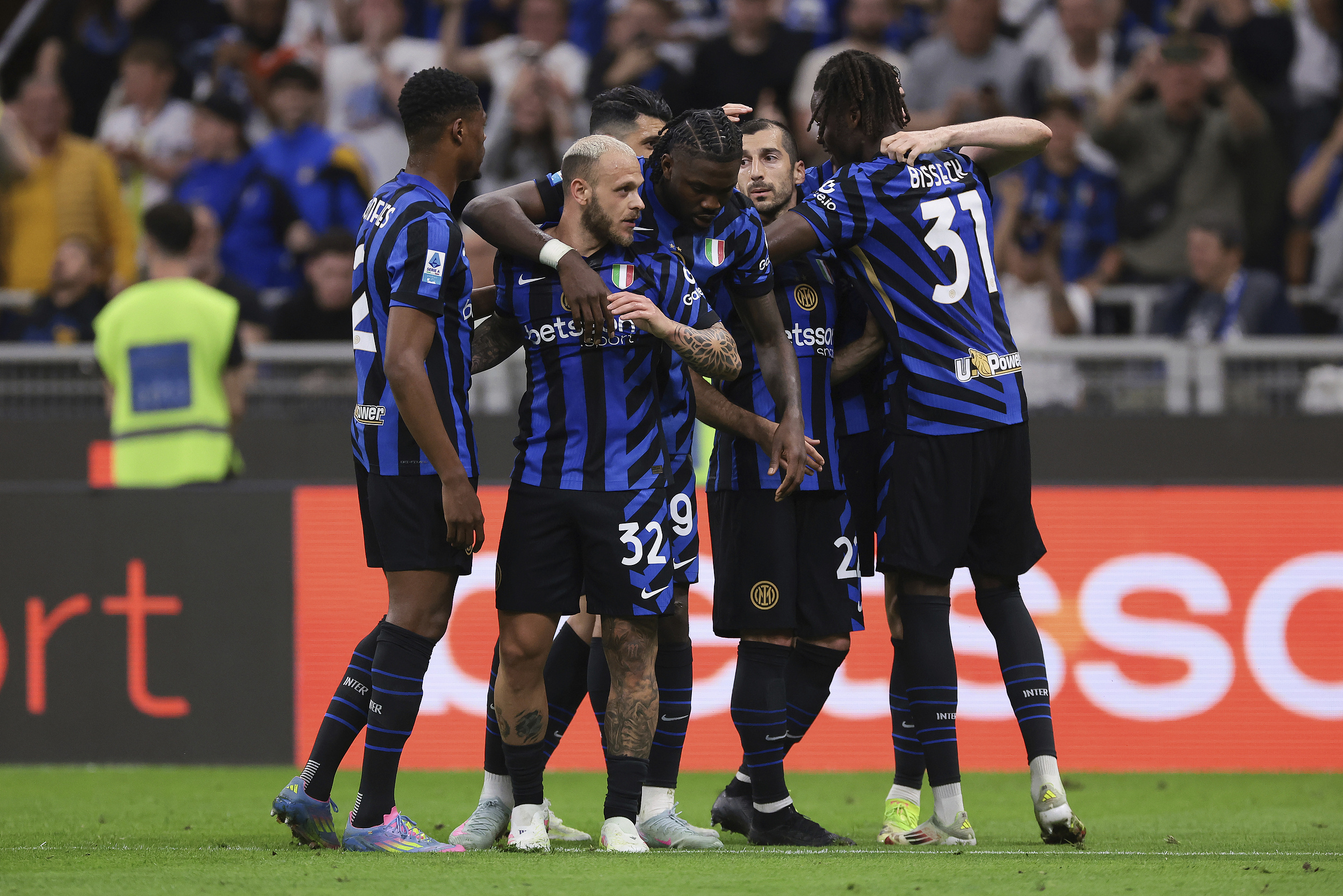 九游娱乐入口 -赛地聚焦：德甲今晨热度飙升，纽卡斯尔强势反弹，赛场秩序良好，赛程密集仍需轮换的简单介绍